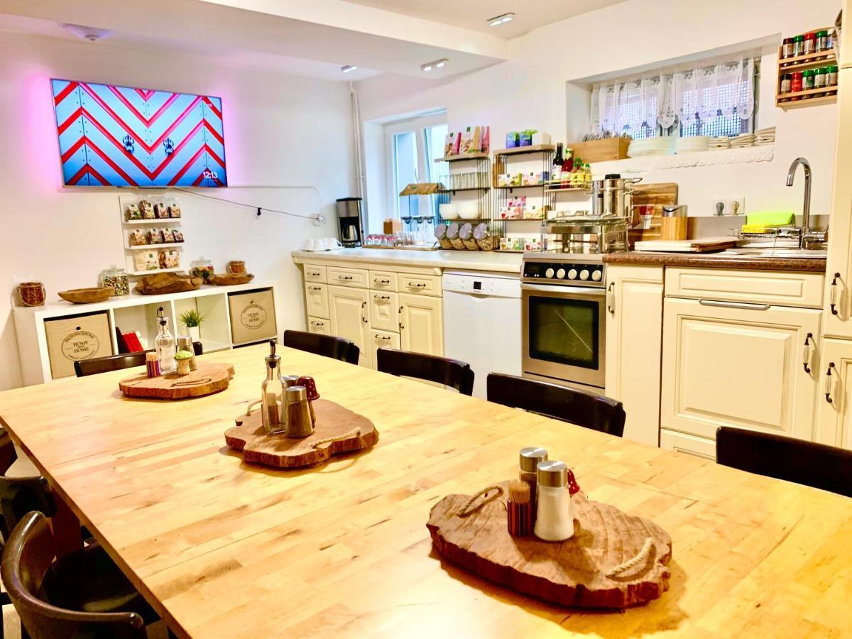 Albergue New Mitte Free Snack Hot Tea And Coffee *